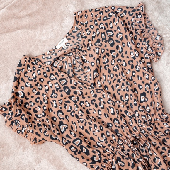 Umgee Romper - Picture 2 of 3